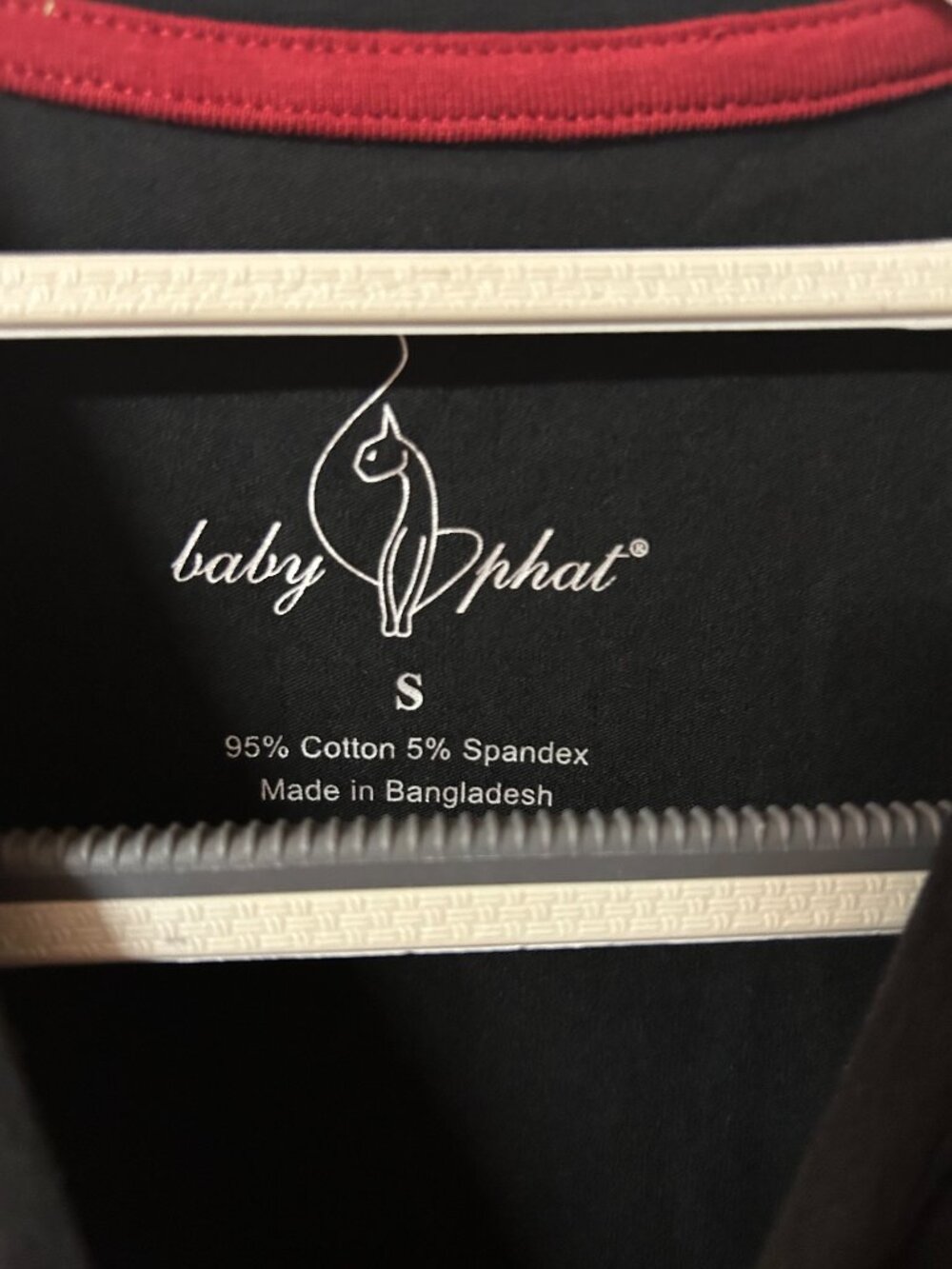 ⭐️Baby Phat Rhinestone Logo Graphic Tee Black Red Size Small Y2K - Picture 3 of 3